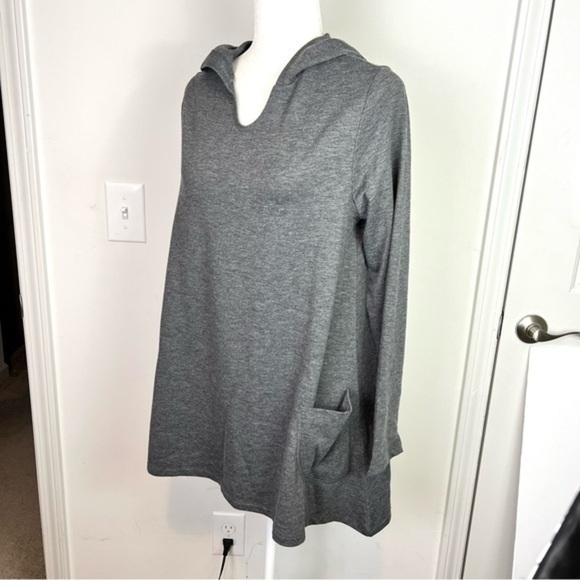 LOGO By Lori Goldstein sweater womens M Grey hooded pullover top lounge pockets - Picture 1 of 9